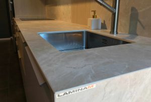 laminam encimara